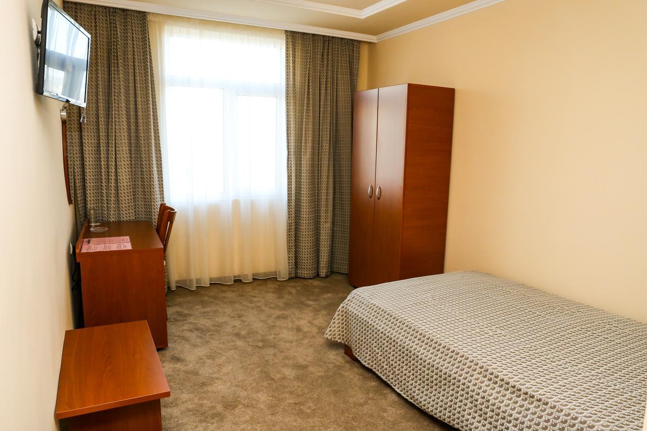 Hotel Bulgaria Kurdzhali Room photo